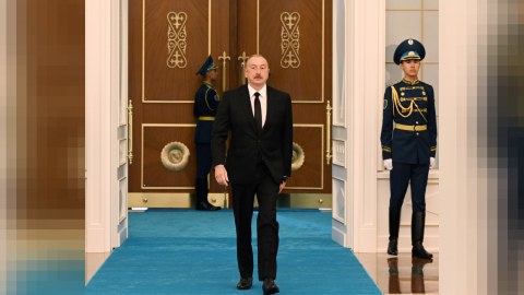 İlham Əliyev Astana görüşündə - FOTO