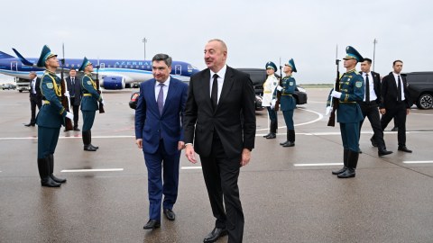 İlham Əliyevin Qazaxıstana səfəri başa çatdı