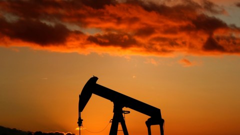 Azərbaycan neftinin qiyməti 83 dolları ötdü
