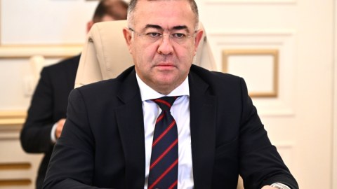 Seçicilər fəallıq nümayiş etdirirlər