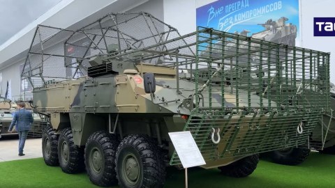 Rusiyanın yeni zirehli transportyoru nümayiş etdirilib
