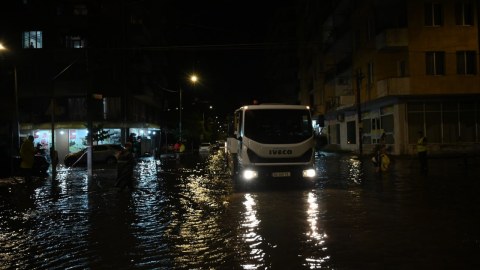 Batum su İÇİNDƏ