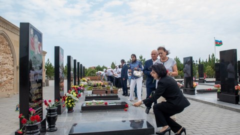 Gülşən Paşayeva şəhid ailəsi üzvləri və Vətən müharibəsi iştirakçıları ilə görüşdü - FOTOLAR