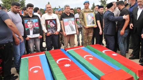 4 şəhidimiz Abşeronda dəfn edildi - 32 ildən sonra... - FOTOLAR