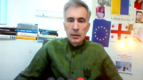 Saakaşvili məhbus mübadiləsi çərçivəsində azadlığa çıxmaq İSTƏYİR