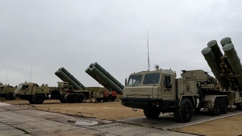 Ordumuz S-300 sistemlərini işə saldı - VİDEO