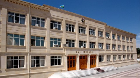 Naxçıvan seçkiləri: 45 deputatdan sadəcə ikisi yenidən NAMİZƏDDİR