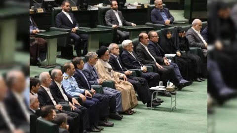 İranın yeni nazirləri təsdiqləndi: 3-ü azərbaycanlıdır - SİYAHI