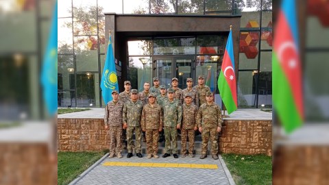 Azərbaycan-Qazaxıstan hərbi əlaqələri müzakirə edildi - FOTO