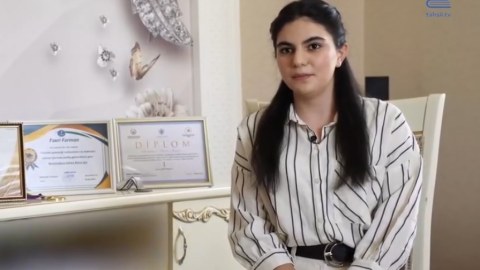 Xankəndidə xalasının yarımçıq qalan təhsilini davam etdirəcək - VİDEO
