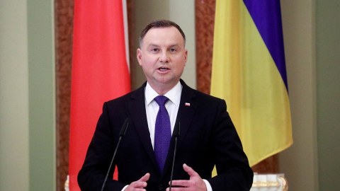 Duda Ukraynaya səfər edib