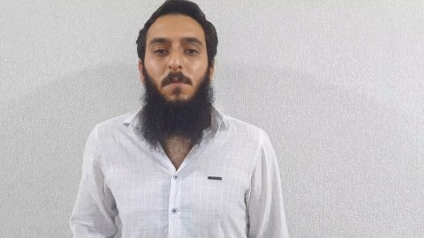 İran vətəndaşına narkokuryerlik etdi