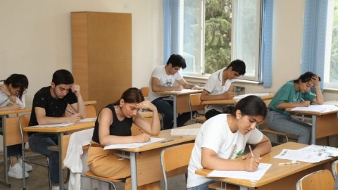 600-dən çox bal toplasalar da, universitetə qəbul olmadılar