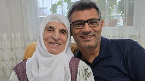 "Anasını sevməyən vətənini sevə bilməz"