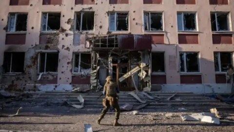 Ukrayna Kurskda 600-ə yaxın rus hərbçini əsir götürüb - ŞOK