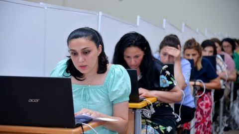 Sertifikasiyadan kəsilən 700 müəllim işlə təmin olunub