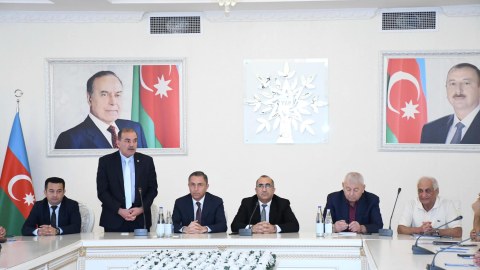 Tahir Mirkişilinin seçicilərilə görüşləri davam edir
