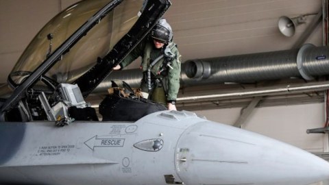 Ukraynada F-16-nın qəzaya uğraması təsdiqləndi