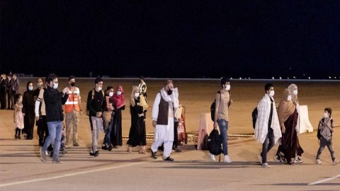 Almaniya Əfqanıstan vətəndaşlarını deportasiya etdi