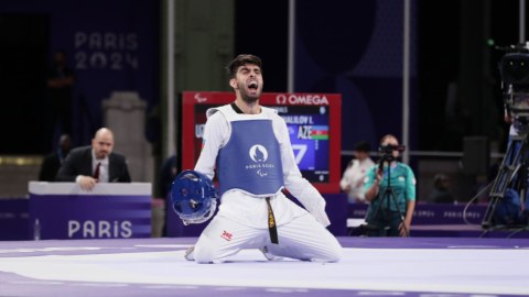İdmançımız Parisdə çempion oldu