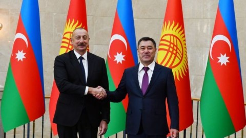 İlham Əliyev Sadır Japarovu TƏBRİK ETDİ&nbsp;
