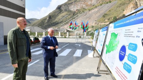 İlham Əliyev Kəlbəcərdə &ldquo;İstisu&rdquo; yarımstansiyasının AÇILIŞINDA