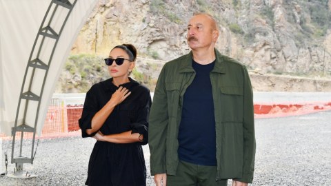 Prezident "İstisu"da aparılan işlərlə tanış olub