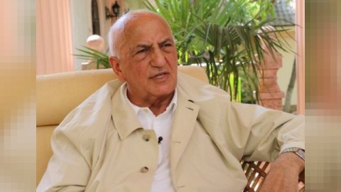 Əli İnsanov mandat qazanmış siyasi partiyaların nümayəndələrini təbrik etdi