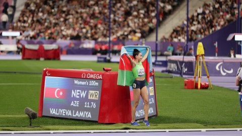 Lamiyə Parisdə qızıl medal QAZANDI