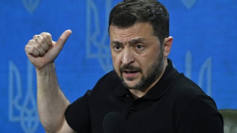 Ukrayna hökumətində istefa dalğası - Zelenski payıza HAZIRLAŞIR