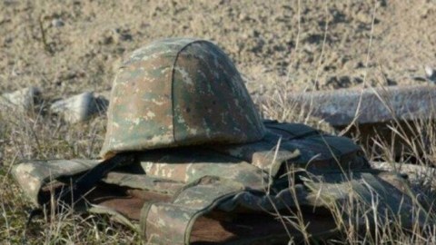 Ermənistanda hərbçinin ölümünə görə əsgər yoldaşı SAXLANILIB