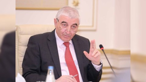 Məzahir Pənahov namizədlərə müraciət etdi
