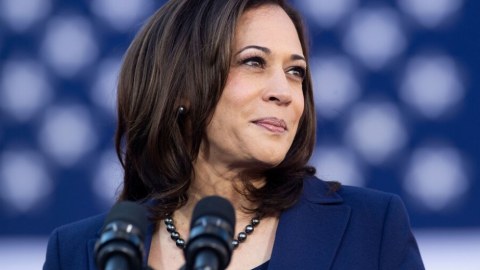 Kamala Harris Trampla teledebatlara hazırdır