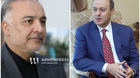 Qriqoryanın İran səfiri ilə müzakirəsi