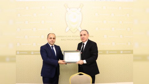Kamran Əliyev nazir müavini təyin edilən prokuroru belə yola saldı - FOTOLAR
