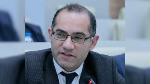 Xaricdə təhsil almaq istəyənlərə tövsiyə: şirkətlərə&nbsp;aldanmayın!