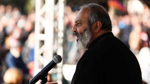Keşiş Baqrat siyasi qüvvələrlə qapalı görüş keçirib - DETALLAR