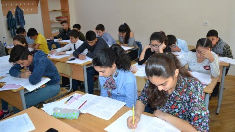 Məktəblərdə metodik xidmət çatışmır - Nazir