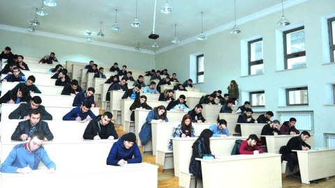 Region universitetləri Bakıdakı ali məktəbləri geridə QOYA BİLƏR