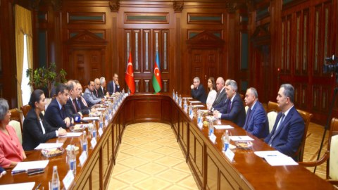 Türkiyə Ali Məhkəməsinin sədri ilə görüş keçirilib
