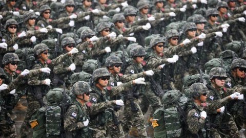 Cənubi Koreya orduda istifadə olunan Çin kameralarını YIĞIŞDIRIB