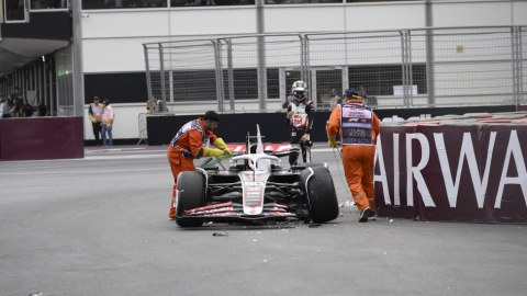 "Formula 2"də beş avtomobil bir-birinə çırpıldı