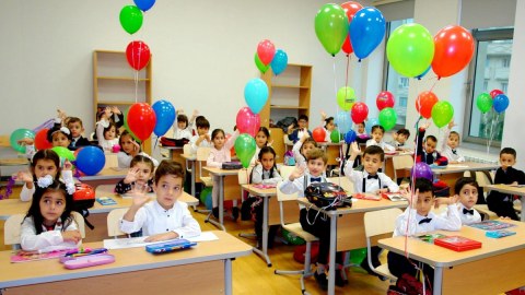 Azərbaycanda ilk dərs GÜNÜDÜR