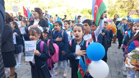 32 ildən sonra Şuşada ilk zəng çalındı - FOTOLAR
