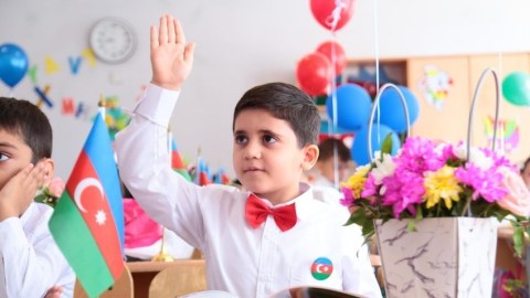 Yeni tədris ilində 1.6 milyon şagird