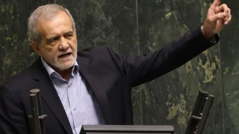 Pezeşkian sünni siyasətçini vilayət rəhbəri təyin etdi