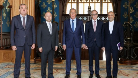 Lavrov Xəzəryanı ölkələrin səfirləri ilə görüşdü