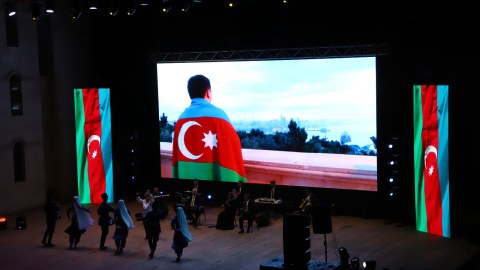 İmruzə Hüseynovanın yaradıcılıq gecəsindən rəngarəng&nbsp;FOTOLAR