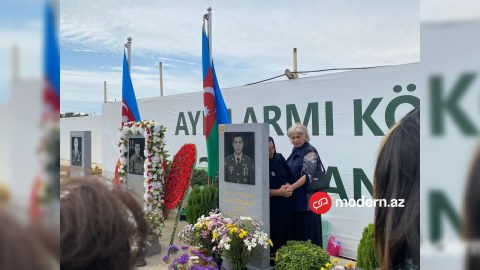 Şəhid hərbçilərimizin məzarları ziyarət olunur - FOTOLAR