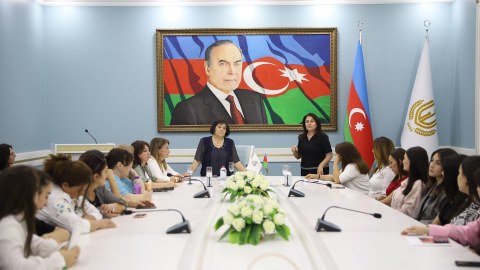 "İqlim dəyişikliyi təhlükəsi" mövzusunda dəyirmi masa - FOTO
